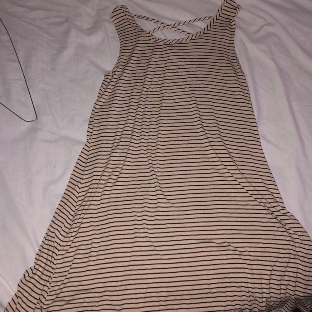 Super cute dress!